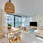 Hermoso Penthouse Anne E Manu